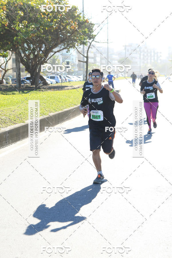 Buy your photos of the eventValverde Runner on Fotop