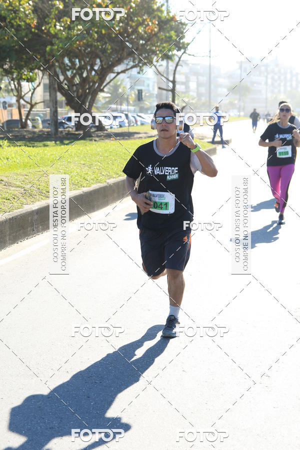 Buy your photos of the eventValverde Runner on Fotop