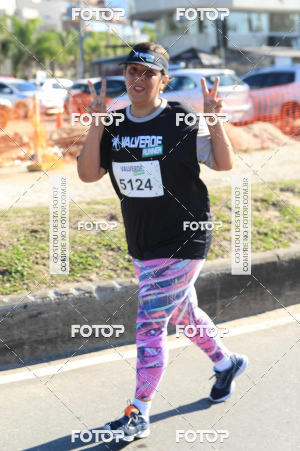 Buy your photos of the eventValverde Runner on Fotop