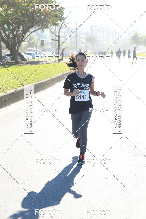Buy your photos of the eventValverde Runner on Fotop