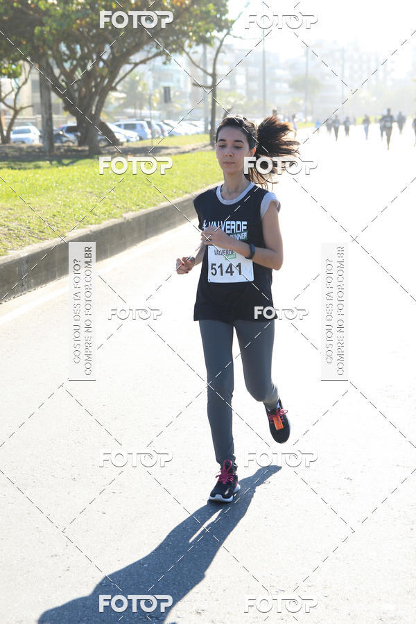 Buy your photos of the eventValverde Runner on Fotop