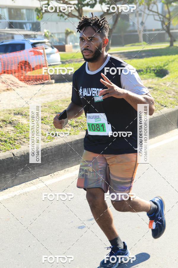 Buy your photos of the eventValverde Runner on Fotop