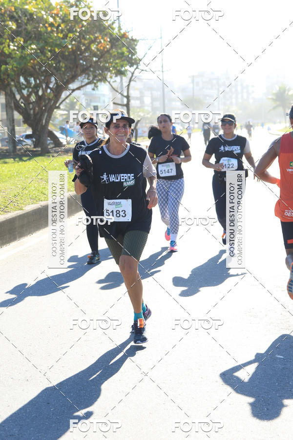 Buy your photos of the eventValverde Runner on Fotop