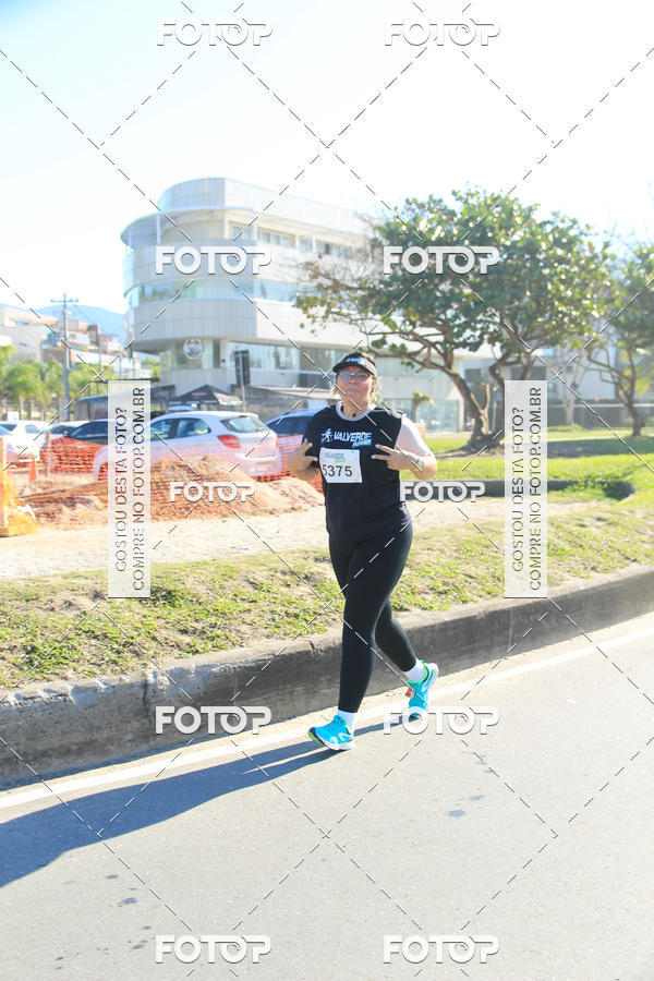 Buy your photos of the eventValverde Runner on Fotop