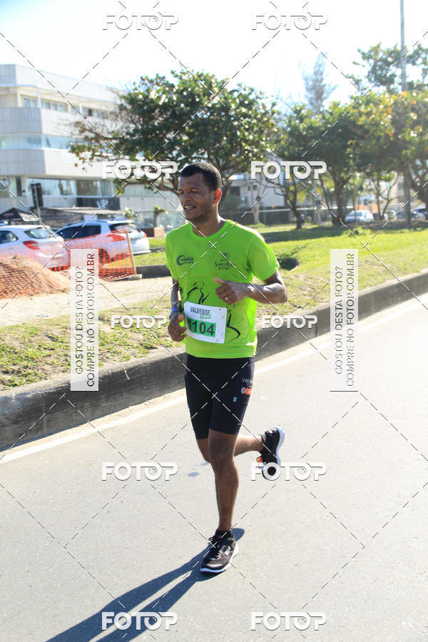 Buy your photos of the eventValverde Runner on Fotop