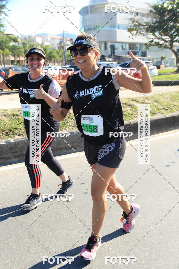 Buy your photos of the eventValverde Runner on Fotop