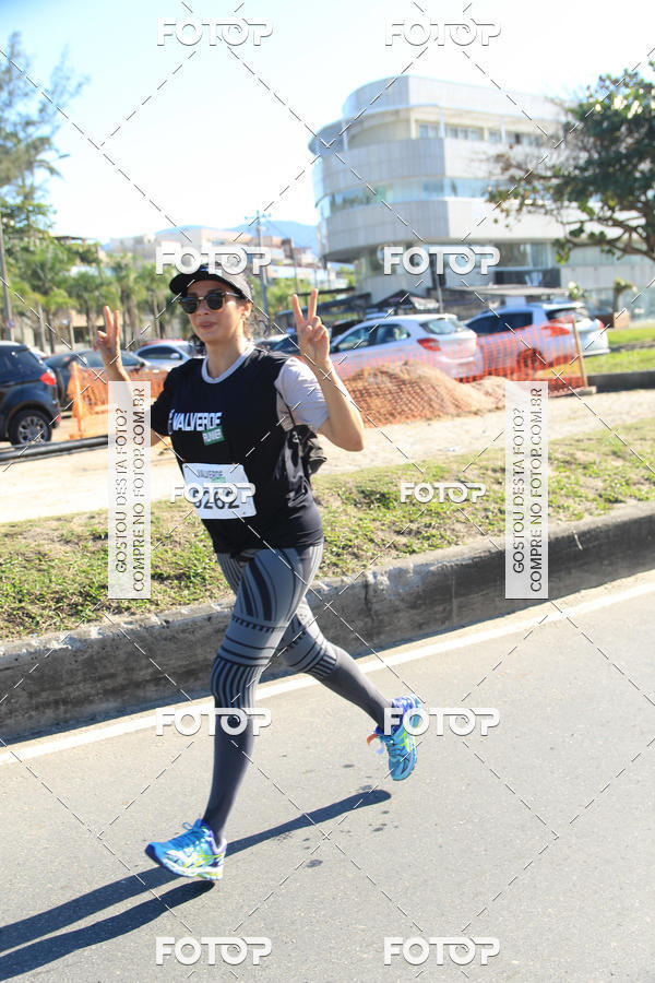 Buy your photos of the eventValverde Runner on Fotop