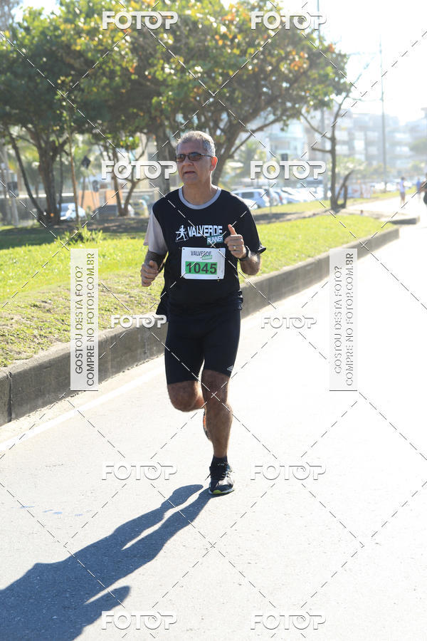 Buy your photos of the eventValverde Runner on Fotop