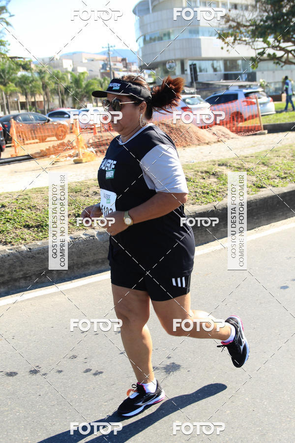 Buy your photos of the eventValverde Runner on Fotop
