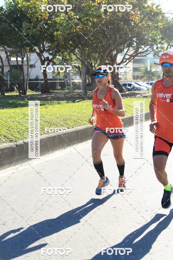 Buy your photos of the eventValverde Runner on Fotop