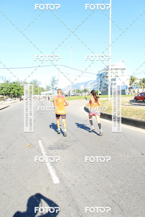 Buy your photos of the eventValverde Runner on Fotop