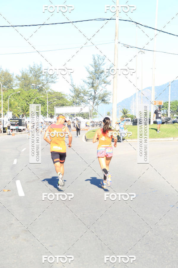 Buy your photos of the eventValverde Runner on Fotop