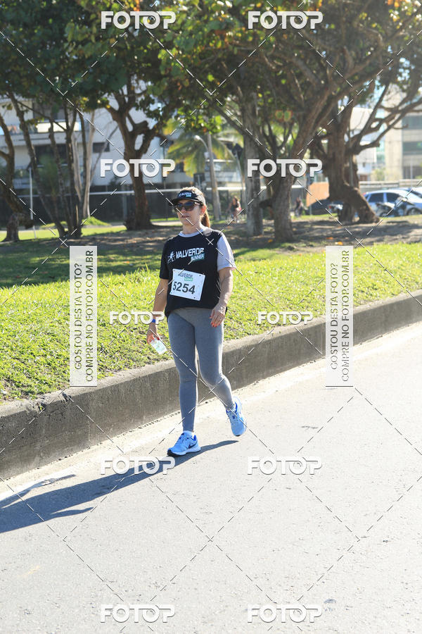 Buy your photos of the eventValverde Runner on Fotop
