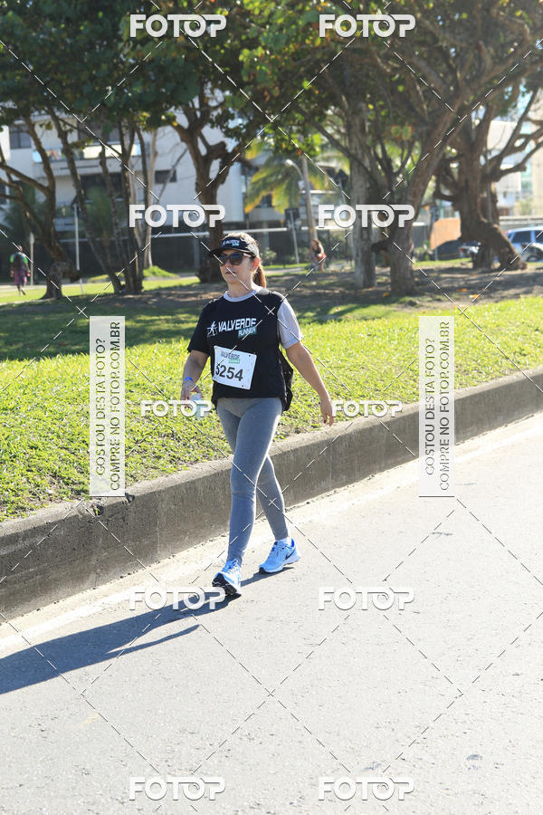 Buy your photos of the eventValverde Runner on Fotop