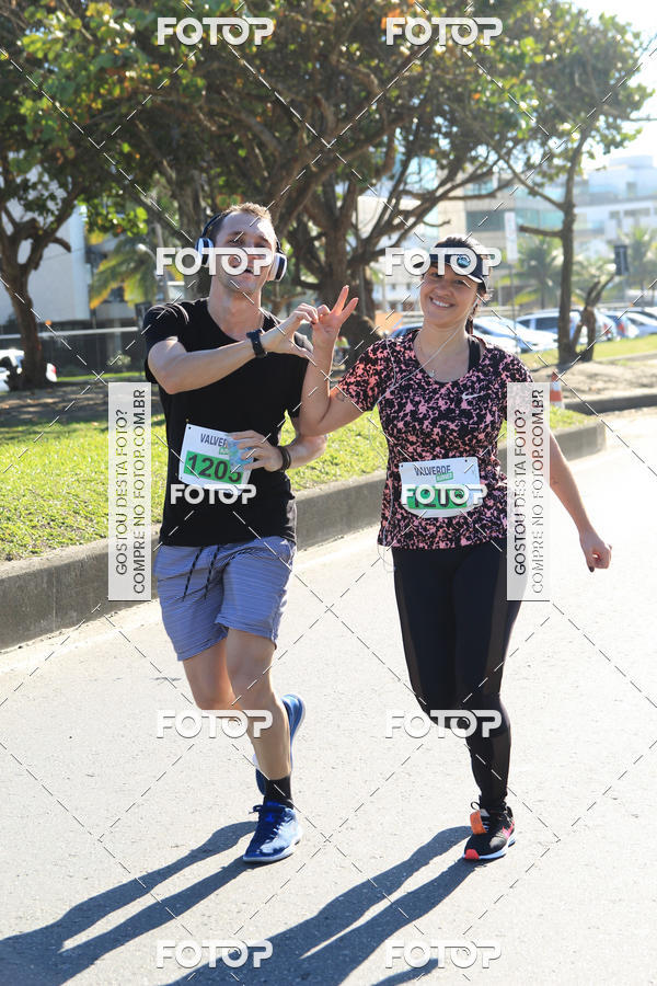 Buy your photos of the eventValverde Runner on Fotop