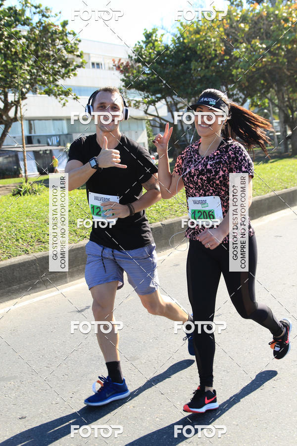 Buy your photos of the eventValverde Runner on Fotop