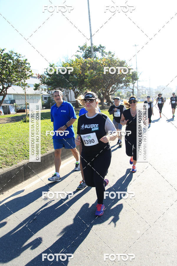 Buy your photos of the eventValverde Runner on Fotop