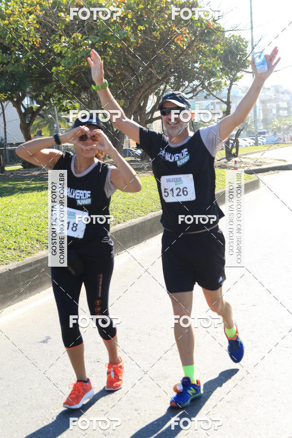 Buy your photos of the eventValverde Runner on Fotop