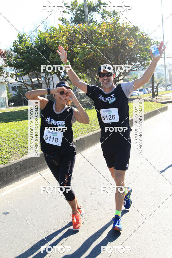 Buy your photos of the eventValverde Runner on Fotop