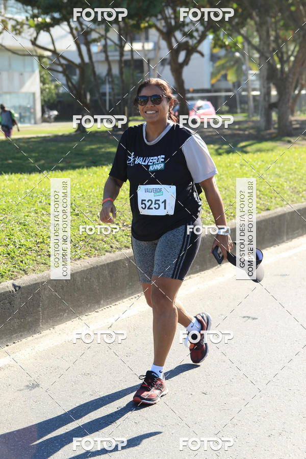 Buy your photos of the eventValverde Runner on Fotop