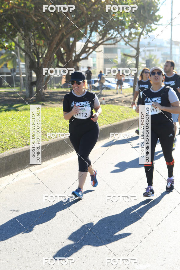 Buy your photos of the eventValverde Runner on Fotop