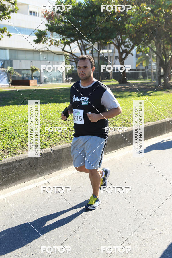 Buy your photos of the eventValverde Runner on Fotop