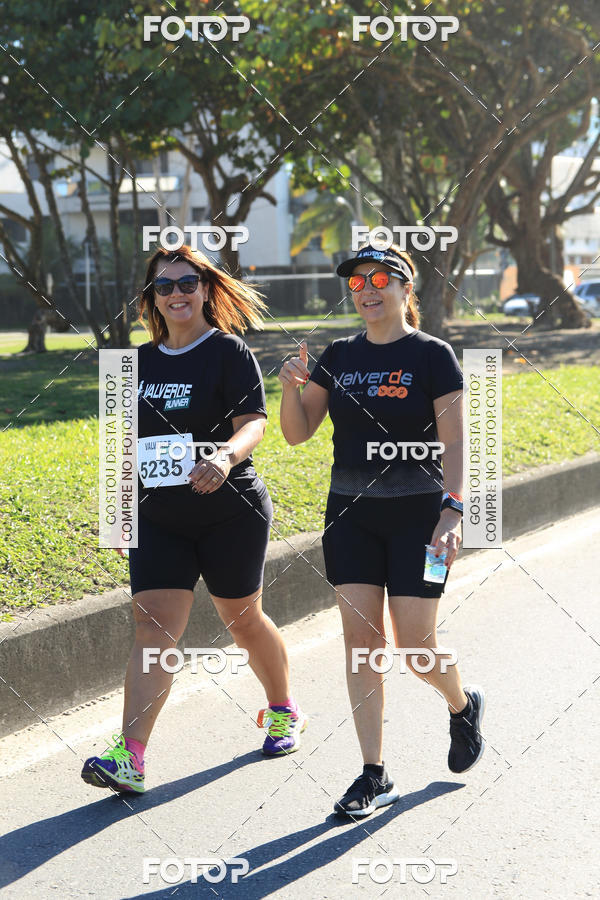 Buy your photos of the eventValverde Runner on Fotop