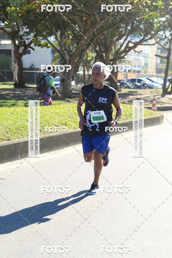 Buy your photos of the eventValverde Runner on Fotop