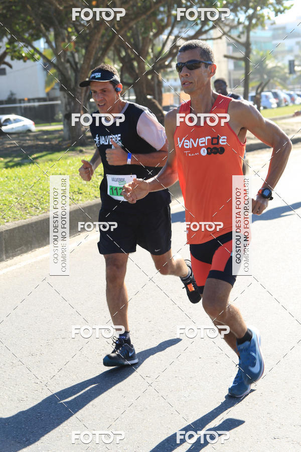 Buy your photos of the eventValverde Runner on Fotop