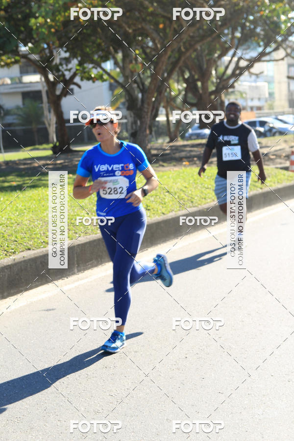 Buy your photos of the eventValverde Runner on Fotop
