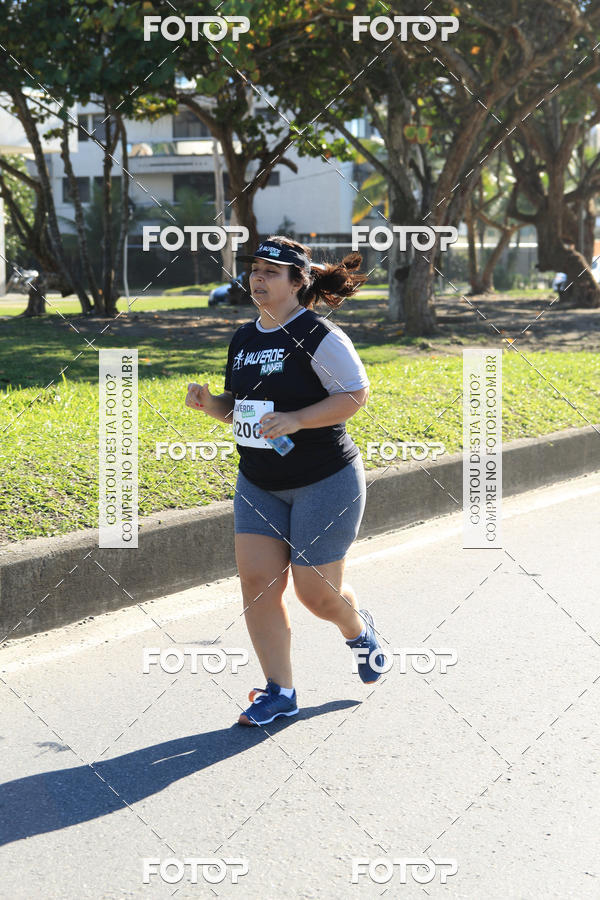 Buy your photos of the eventValverde Runner on Fotop