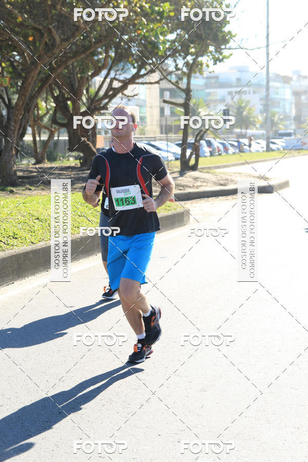 Buy your photos of the eventValverde Runner on Fotop