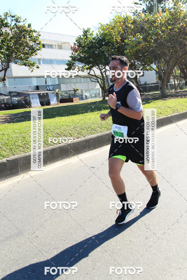 Buy your photos of the eventValverde Runner on Fotop