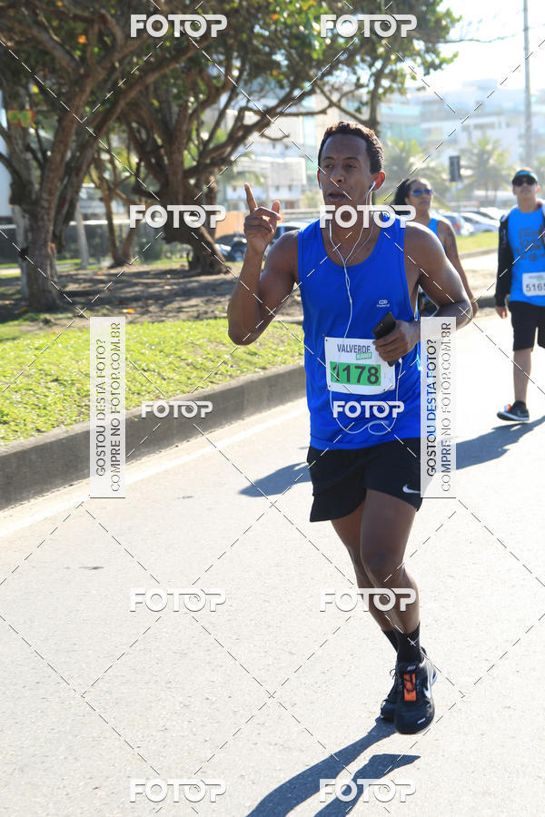 Buy your photos of the eventValverde Runner on Fotop