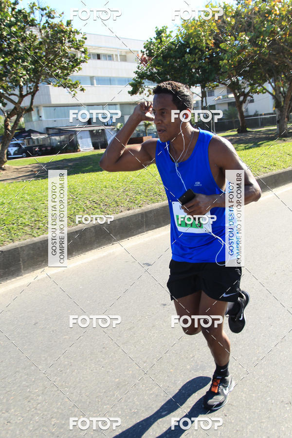 Buy your photos of the eventValverde Runner on Fotop