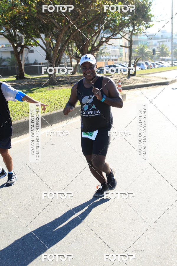 Buy your photos of the eventValverde Runner on Fotop