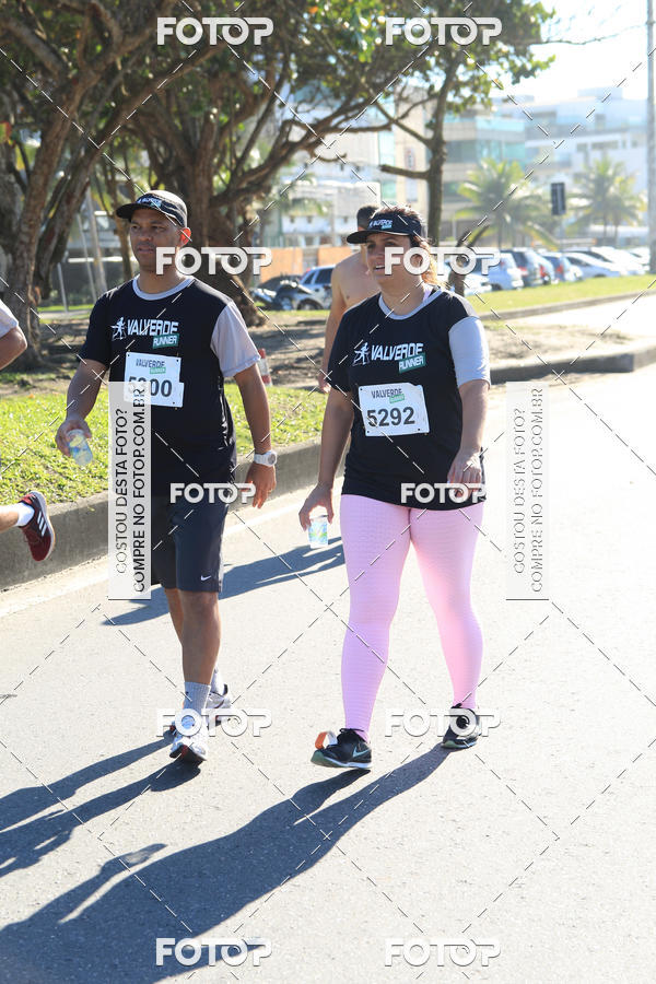 Buy your photos of the eventValverde Runner on Fotop