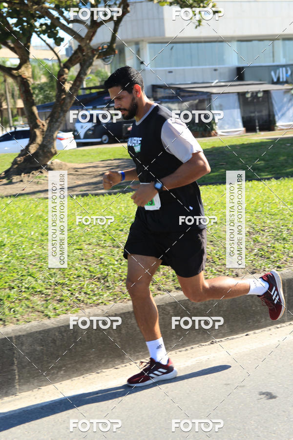 Buy your photos of the eventValverde Runner on Fotop