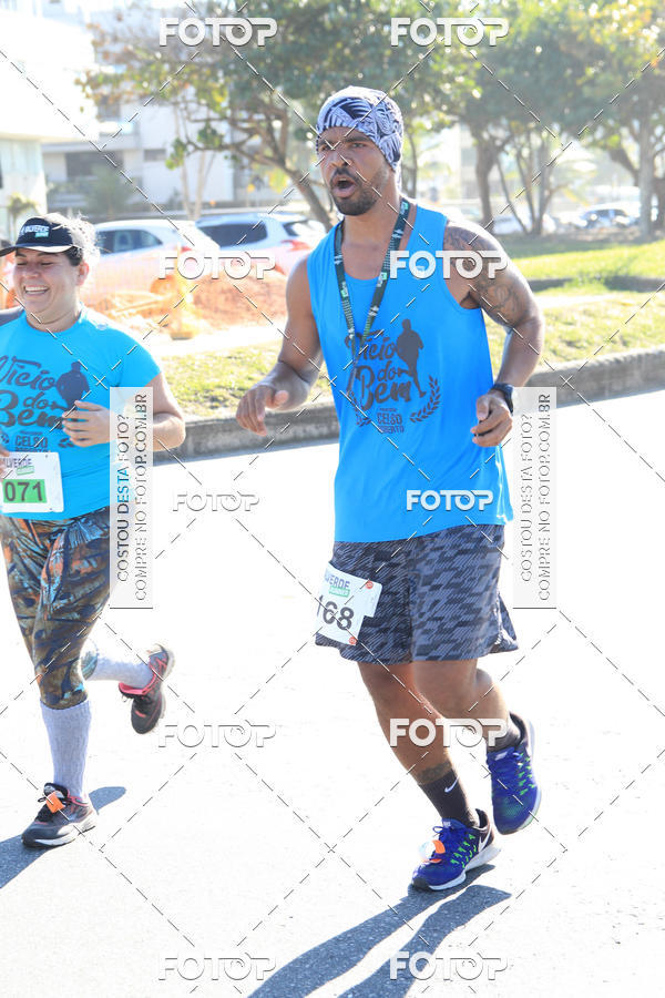Buy your photos of the eventValverde Runner on Fotop