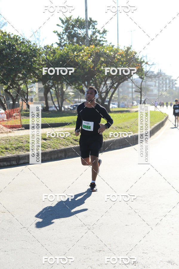 Buy your photos of the eventValverde Runner on Fotop