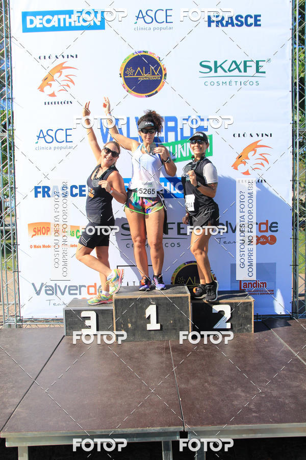 Buy your photos of the eventValverde Runner on Fotop