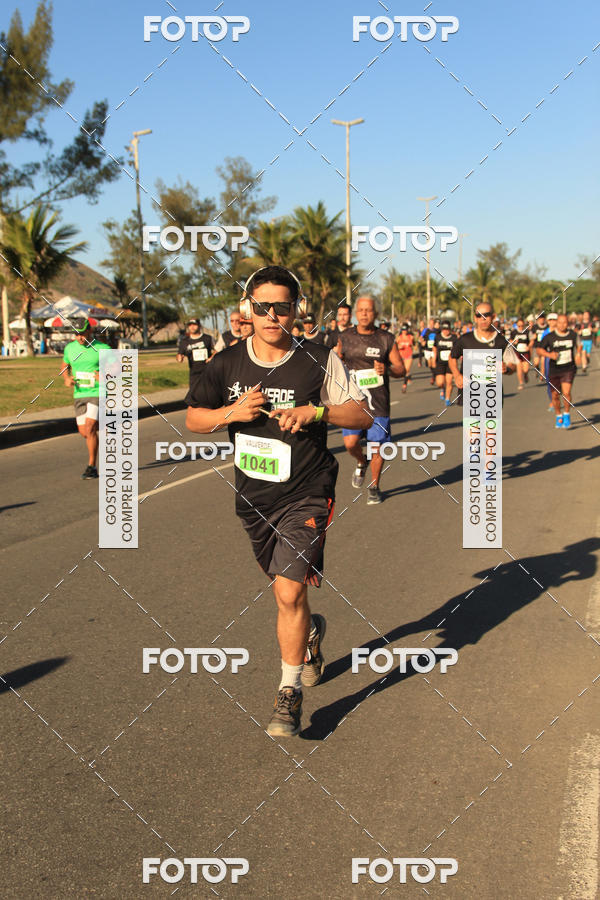 Buy your photos of the eventValverde Runner on Fotop