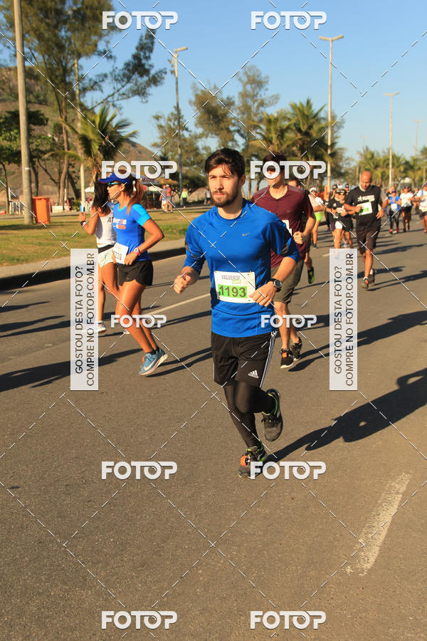 Buy your photos of the eventValverde Runner on Fotop