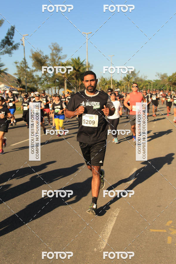 Buy your photos of the eventValverde Runner on Fotop
