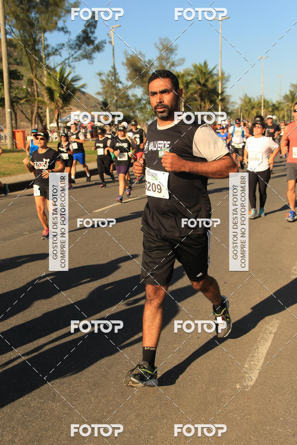 Buy your photos of the eventValverde Runner on Fotop