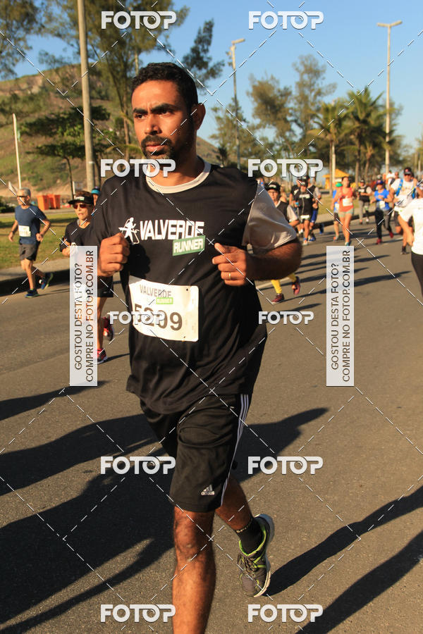 Buy your photos of the eventValverde Runner on Fotop
