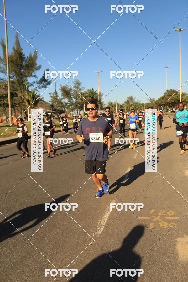 Buy your photos of the eventValverde Runner on Fotop