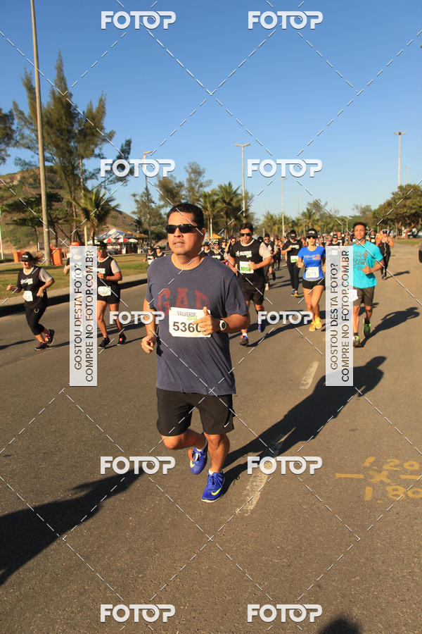 Buy your photos of the eventValverde Runner on Fotop