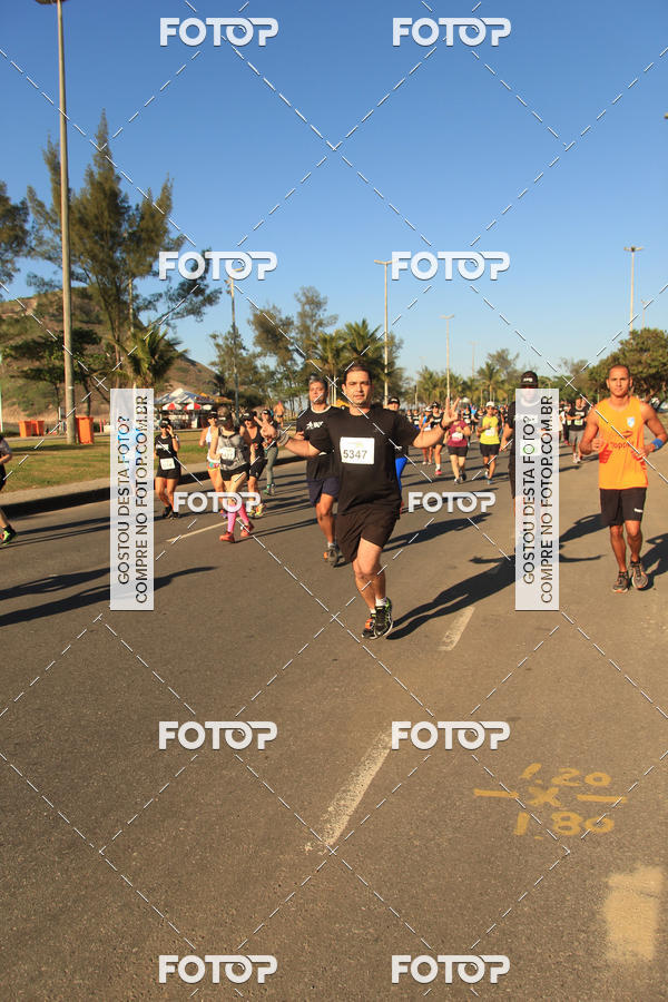 Buy your photos of the eventValverde Runner on Fotop