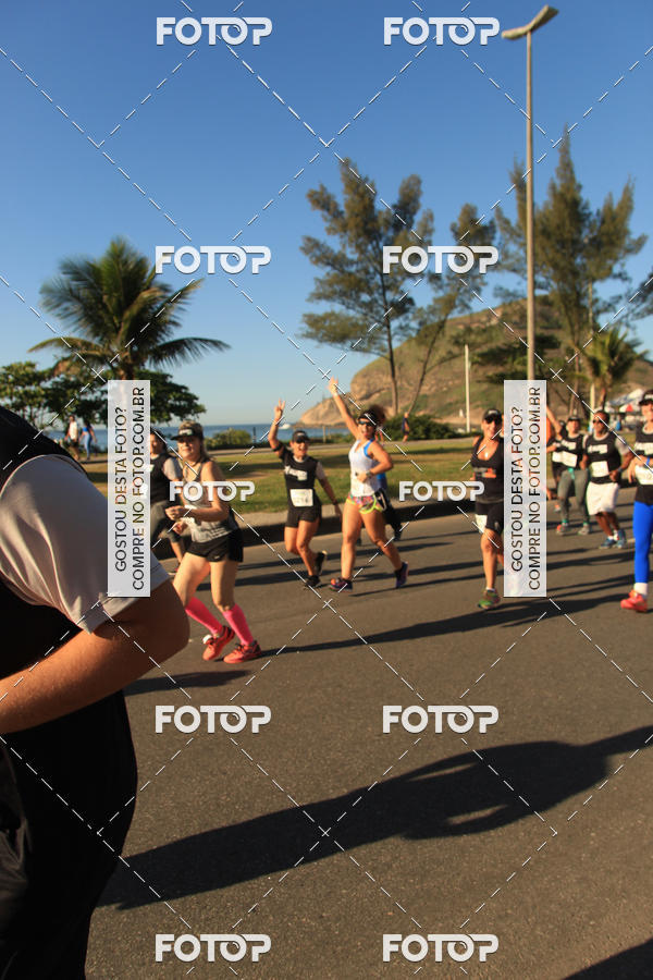 Buy your photos of the eventValverde Runner on Fotop